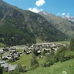 Daire Penthouse Zen - Matterhornblick- 2 Min- Vom Lift Entfernt By Interhome