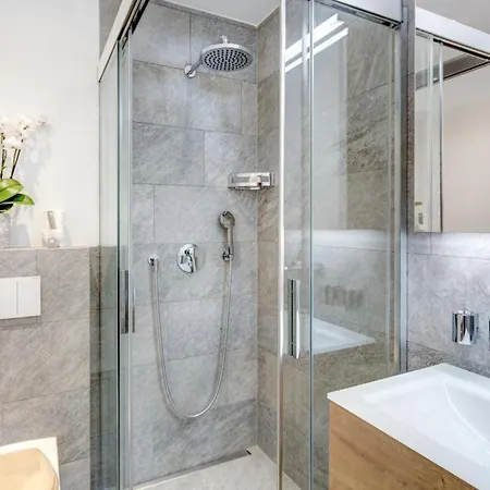Appartamento Penthouse Zen - Matterhornblick- 2 Min- Vom Lift Entfernt By Interhome *