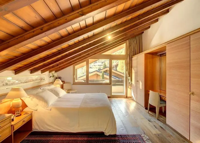 Apartment Penthouse Zen - Matterhornblick- 2 Min- Vom Lift Entfernt By Interhome Zermatt